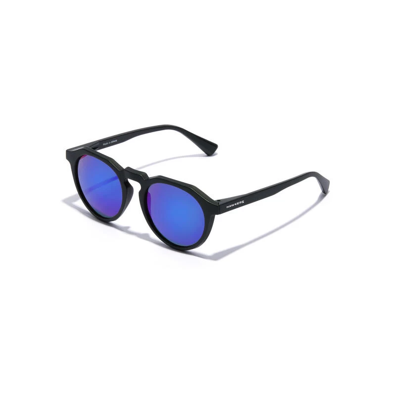 HAWKERS Lunettes De Soleil Pour Homme Et Femme CARBON BLACK SKY - WARWICK Raw 1 HAWKERS Lunettes De Soleil Pour Homme Et Femme CARBON BLACK SKY - WARWICK Raw