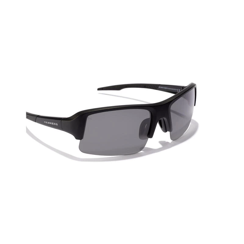 HAWKERS Lunettes De Soleil Pour Hommes Et Femmes POLARISÉ NOIR FONCÉ - BAT 3 HAWKERS Lunettes De Soleil Pour Hommes Et Femmes POLARISÉ NOIR FONCÉ - BAT – Image 3